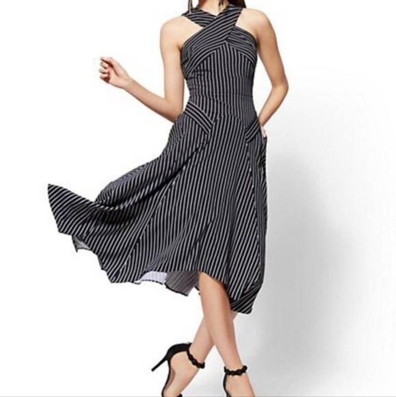 New York & Company Dresses & Skirts - New York & Company dress, pin strip black&white,